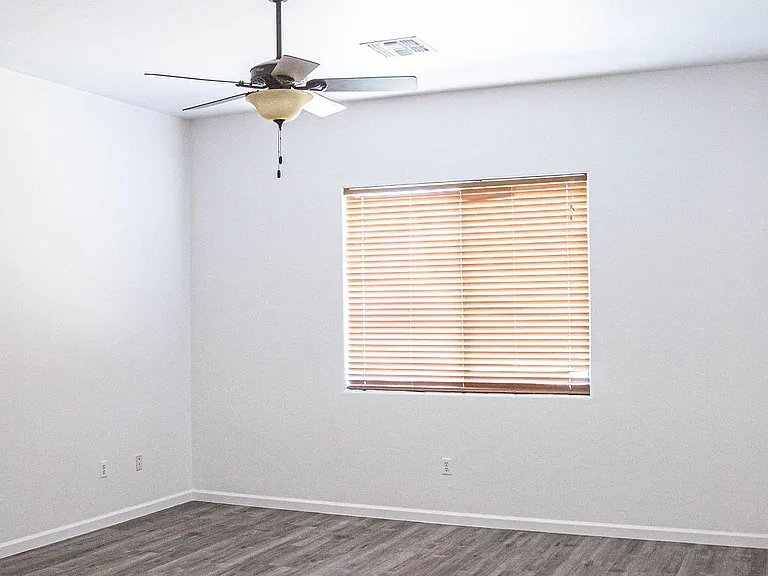 8230 W Calle Sancho Panza — Photo 20