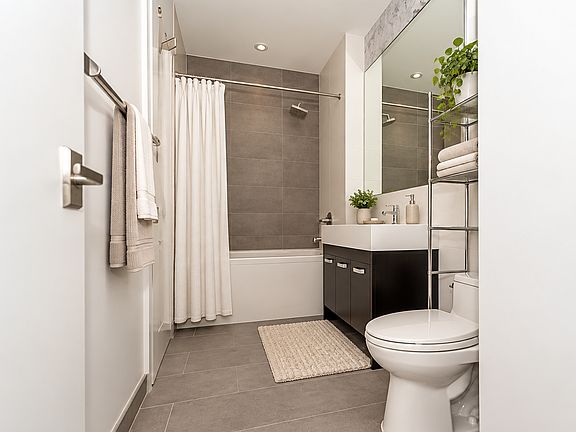 5th image of 177 Concord St APT 3F