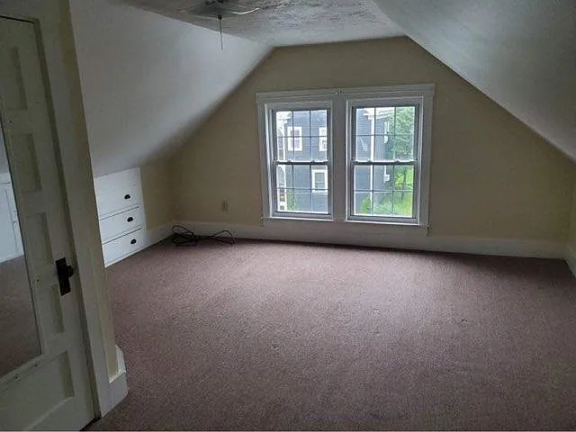 massive 3rd floor bedroom