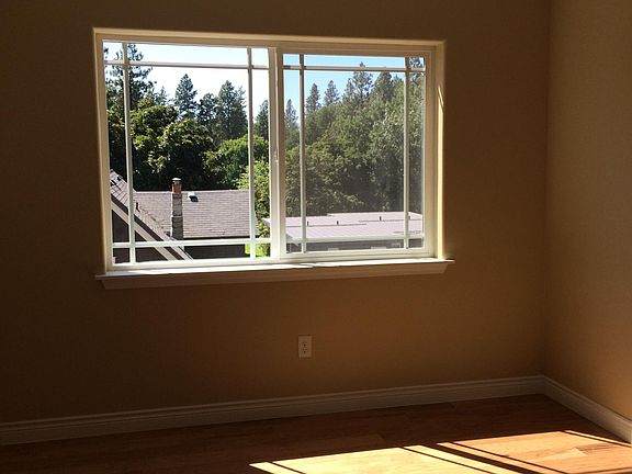 Bonus Room Between Upstairs Bedrooms