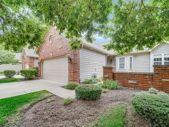 1257 Oakleaf Ct, Aurora, IL 60506
