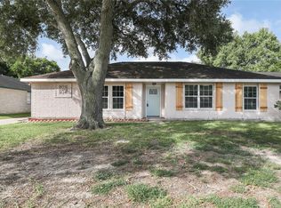 16714 Hibiscus Ln, Friendswood, TX 77546