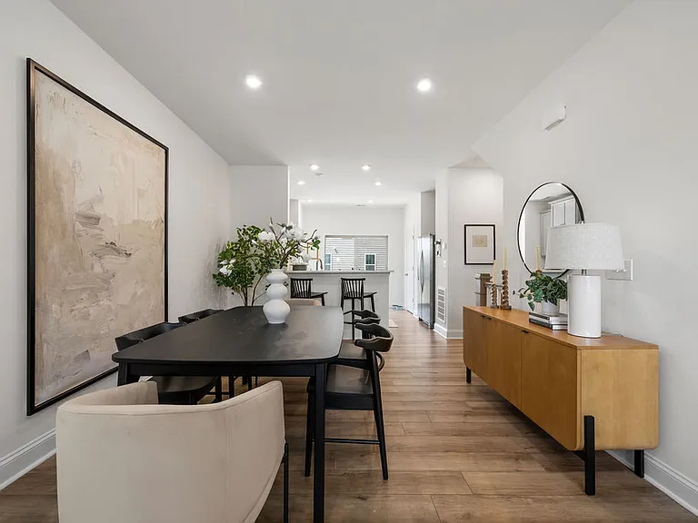 Abode at Greenway — Photo 18