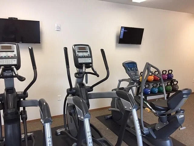 Dakota Pointe — Photo 17