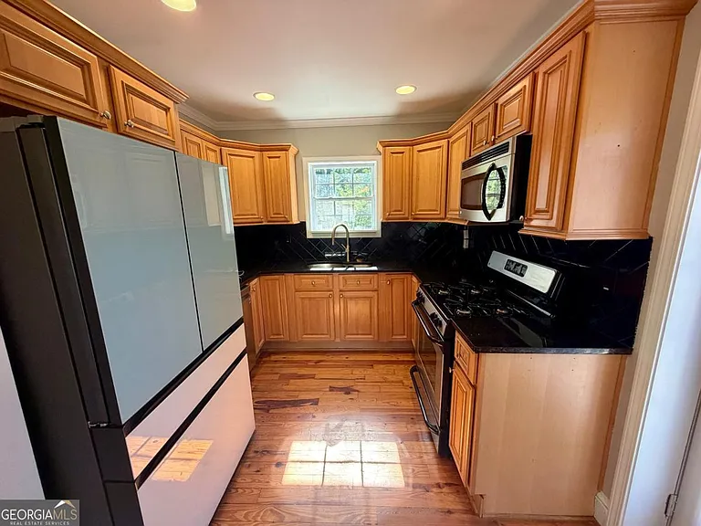 3194 Oakdale Rd — Photo 13