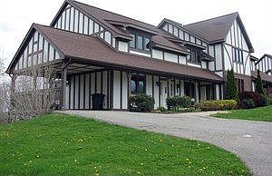 1st image of 8251 Canterbury Dr