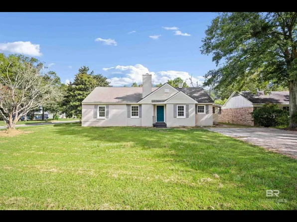 3074 Belmont St, Mobile, AL 36606