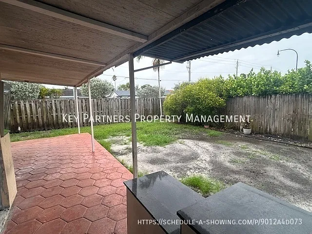 16001 SW 140th Ct — Photo 15