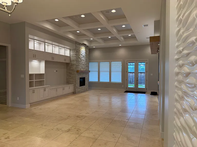 1136 Tealwood Ct — Photo 3
