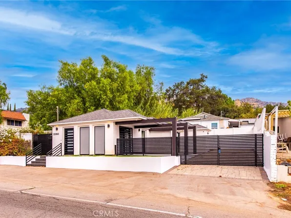 23363 Lake Manor Dr, Chatsworth, CA 91311