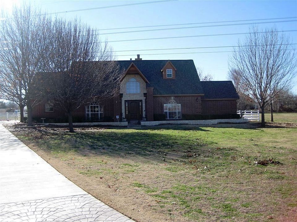 Exterior 2