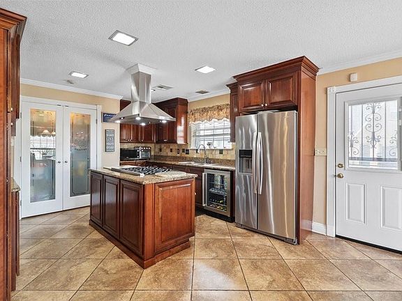 4th image of 5910 Kensington Blvd