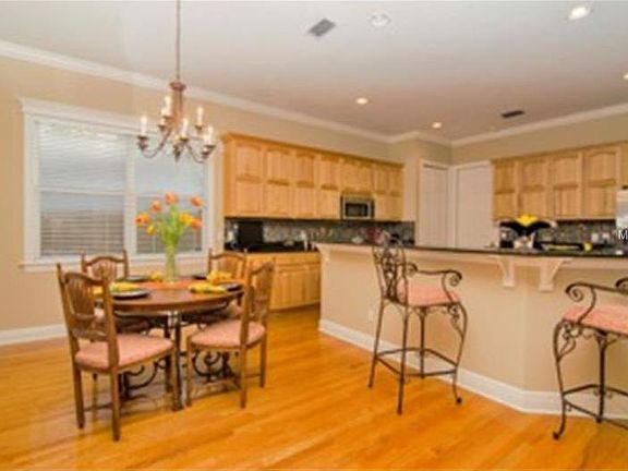 5th image of 3226 W Harbor View Ave