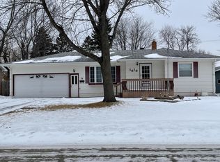 1519 4th Ave NE, Jamestown, ND 58401