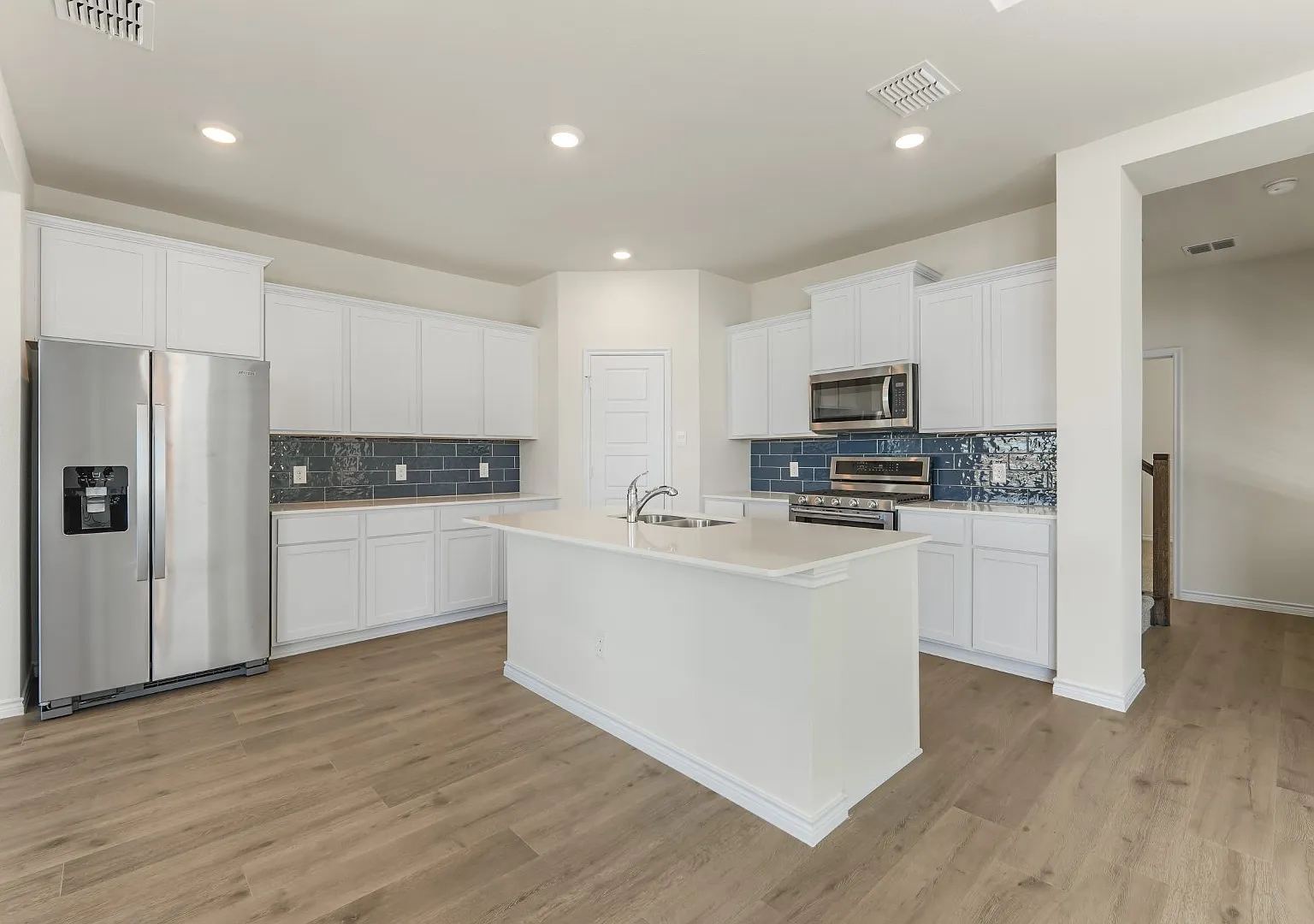 3829 Caddo Dr — Photo 4