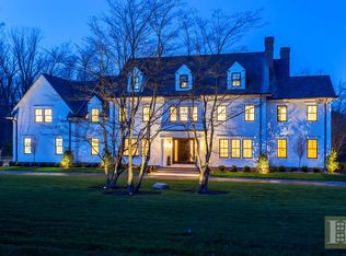 592 North St, Greenwich, CT 06830