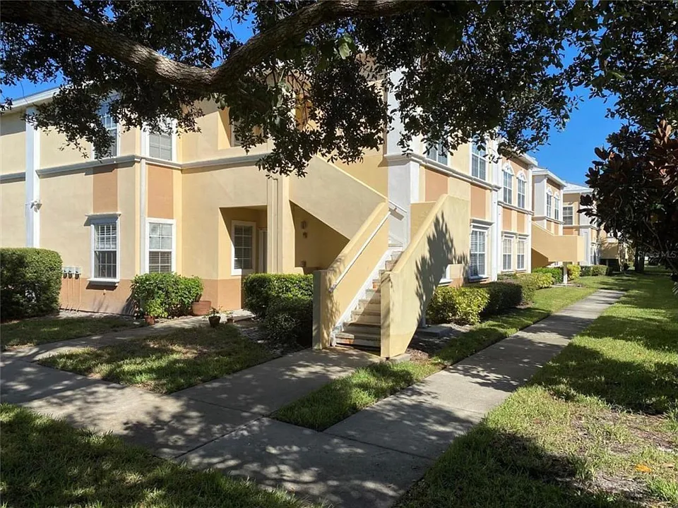 1000 Villagio Cir #206