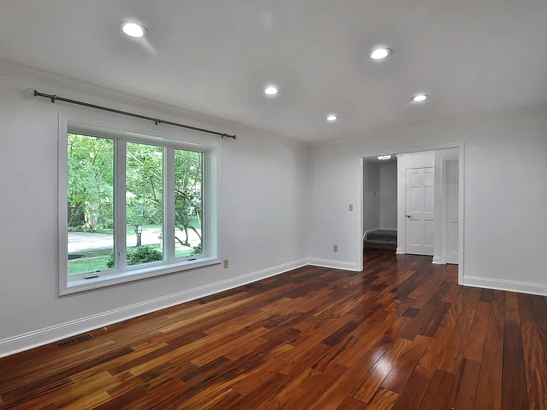 1086 Ravine Ridge Dr — Photo 11