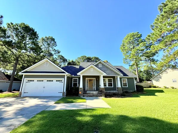 908 44th St E, Tifton, GA 31794