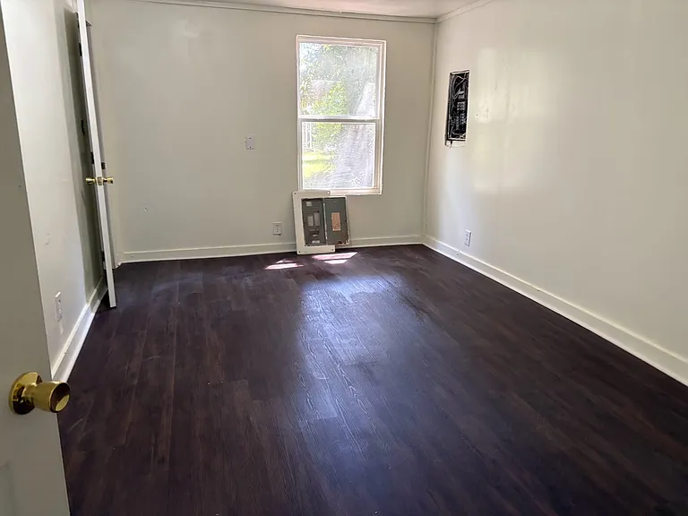 10 Burdette Pl — Photo 7