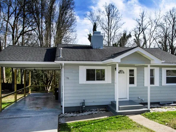 105 Maple Ln, Oak Ridge, TN 37830