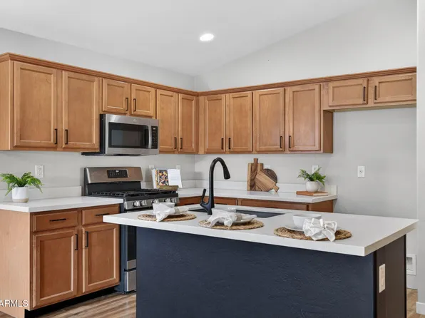 483 W GASCON Road, San Tan Valley, AZ 85143