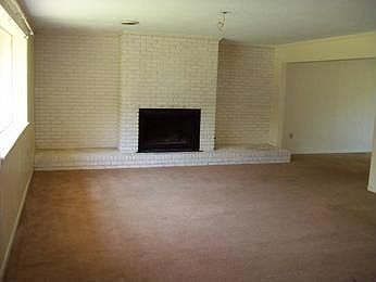2nd image of 1482 Sifly Rd