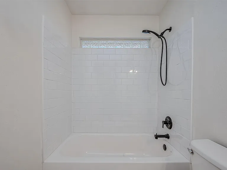 7135 Woodland Oaks — Photo 17