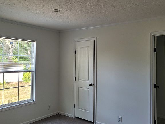 5th image of 1585 Ray Blvd #227