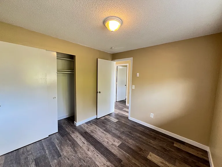 12517 47th Ave SW #14 — Photo 5