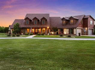 300 E Hickory Ridge Cir, Argyle, TX 76226