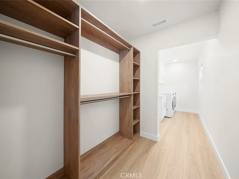 1801 Clay St — Photo 18