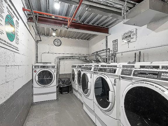 5th image of 322 E 39th St APT 2D