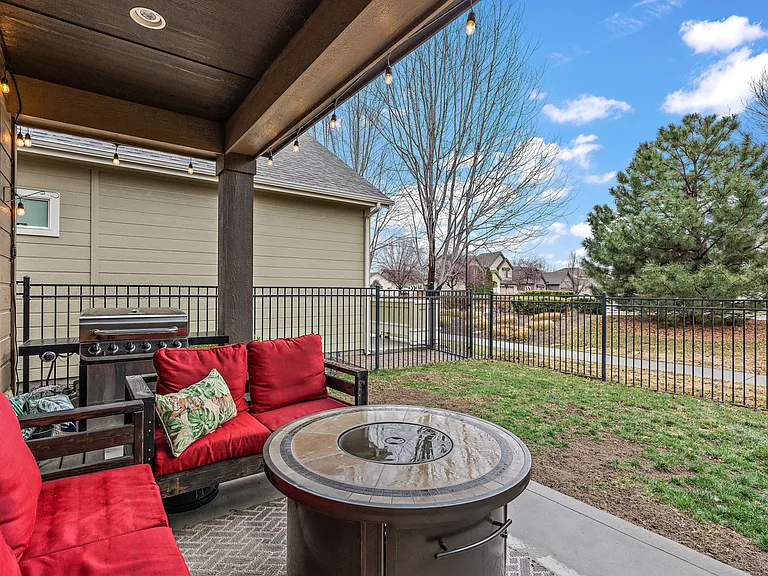 2733 E Decameron Ln — Photo 33