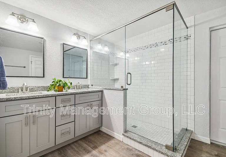 380 Jeru Blvd #5 — Photo 3
