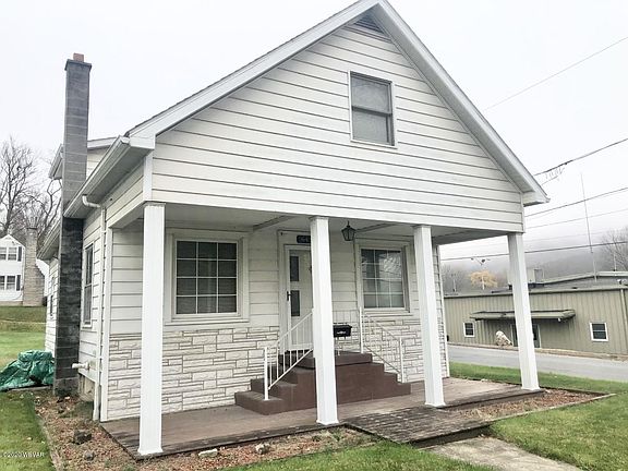 5th image of 2643 Euclid Ave S