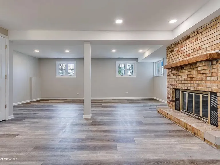 4740 Florence Ave — Photo 5