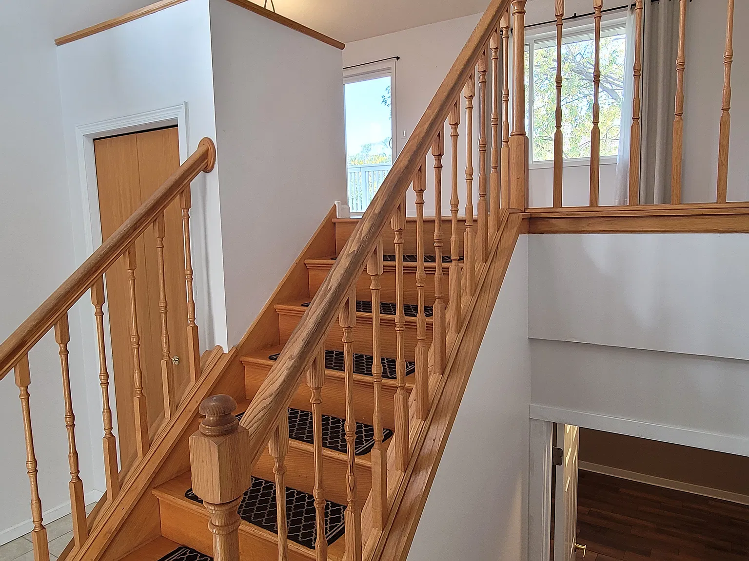 3 bed, 1761 sqft, $2,200 — Photo 3