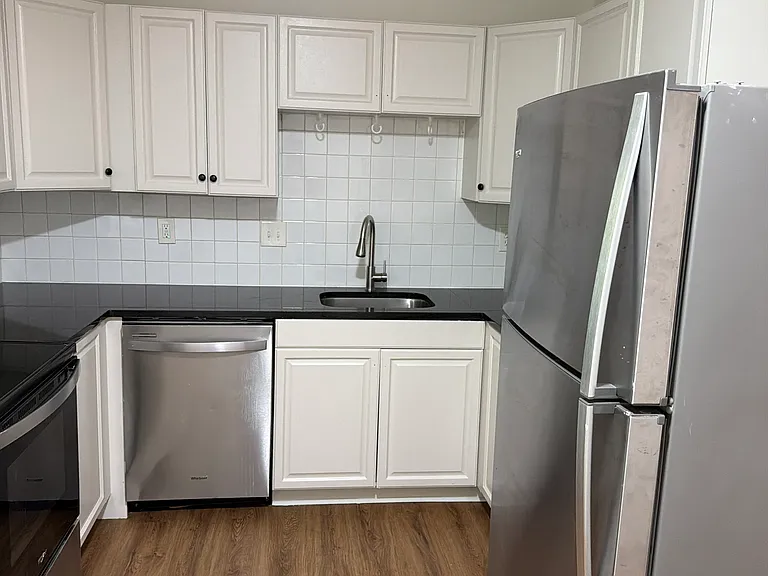 777 Jordan Ln — Photo 9