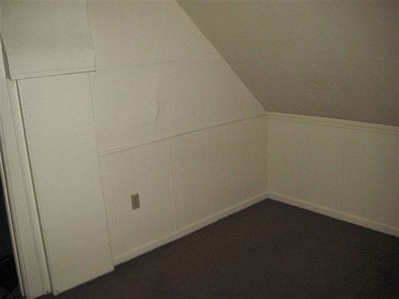 720 Corunna Ave #3 Bedroom
