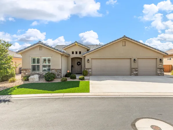 1365 W Silk Berry Dr, St George, UT 84790