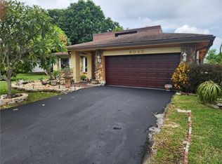 8043 Buttonwood Cir, Tamarac, FL 33321