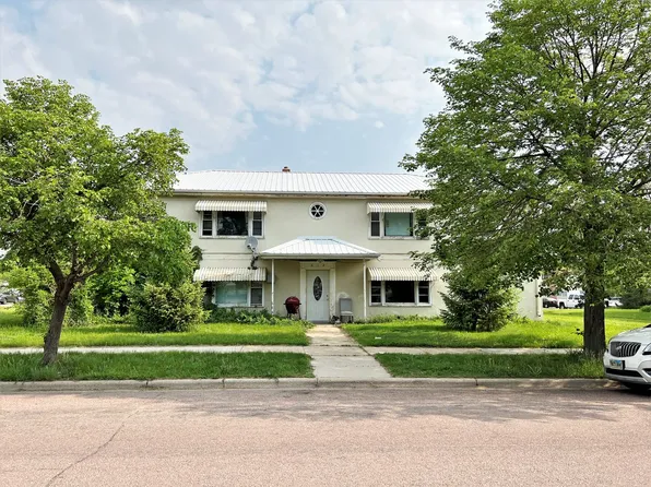 612 E 11th, 612 E 11th Ave #1, Mitchell, SD 57301