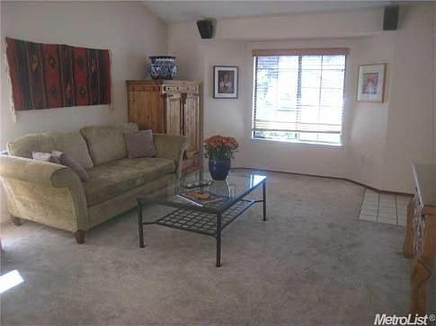 2nd image of 609 Tafoya Dr