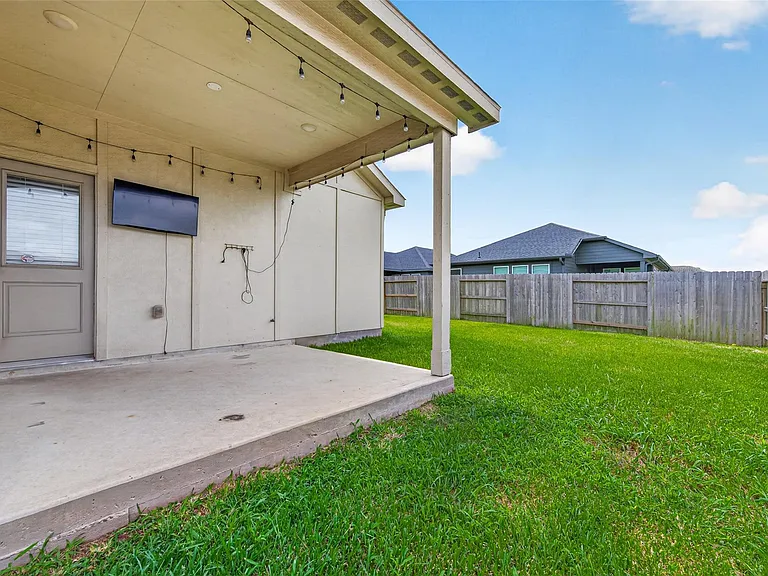 19031 Fulvetta Haven Way — Photo 41