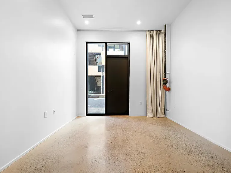 2323 2nd Ave S #1C — Photo 21