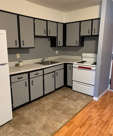 581 Crown St #79 — Photo 2
