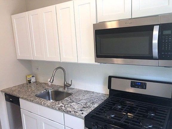 3rd image of 32-25 91st St APT 407