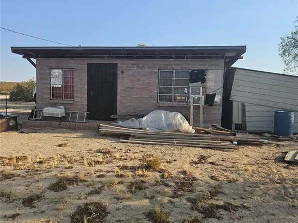 67826 Daisy Ln, Twentynine Palms, CA 92277