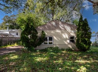 1927 Olive St, Oshkosh, WI 54901